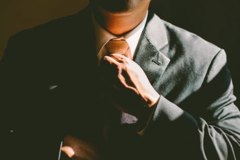 Wilmington has white-collar jobs, and plenty of service industry jobs, but little in between. That's one of two problems in the local job scene. (Port City Daily photo / FILE PHOTO)